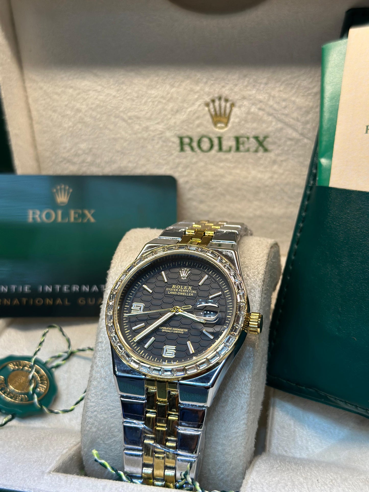 Rolex oyster perpetual - Land Dweller | Master Quality | Date Working | Two Tone Black  | Butterfly lock