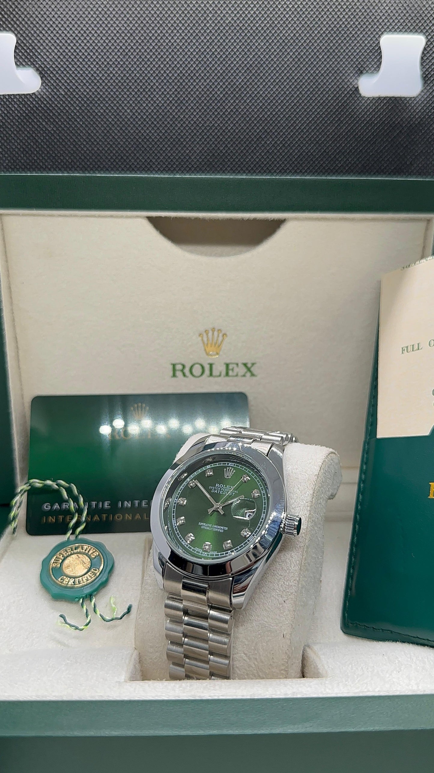 Rolex oyster perpetual | Master Quality | Date Working | Silver Green | Crown lock