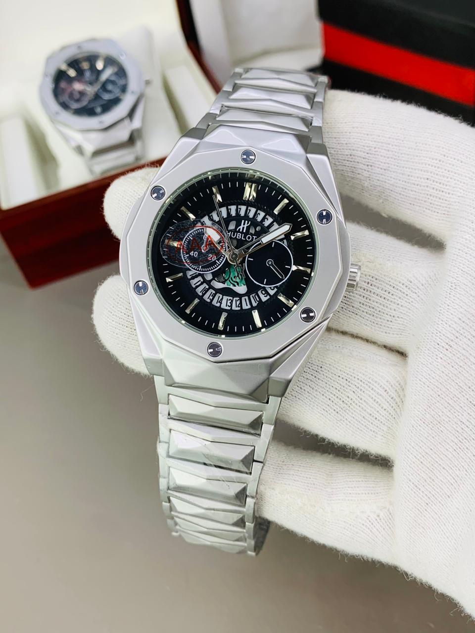 Hublot Big Bang | Diamond cut | Silver black | Date Working  | Heavy weight