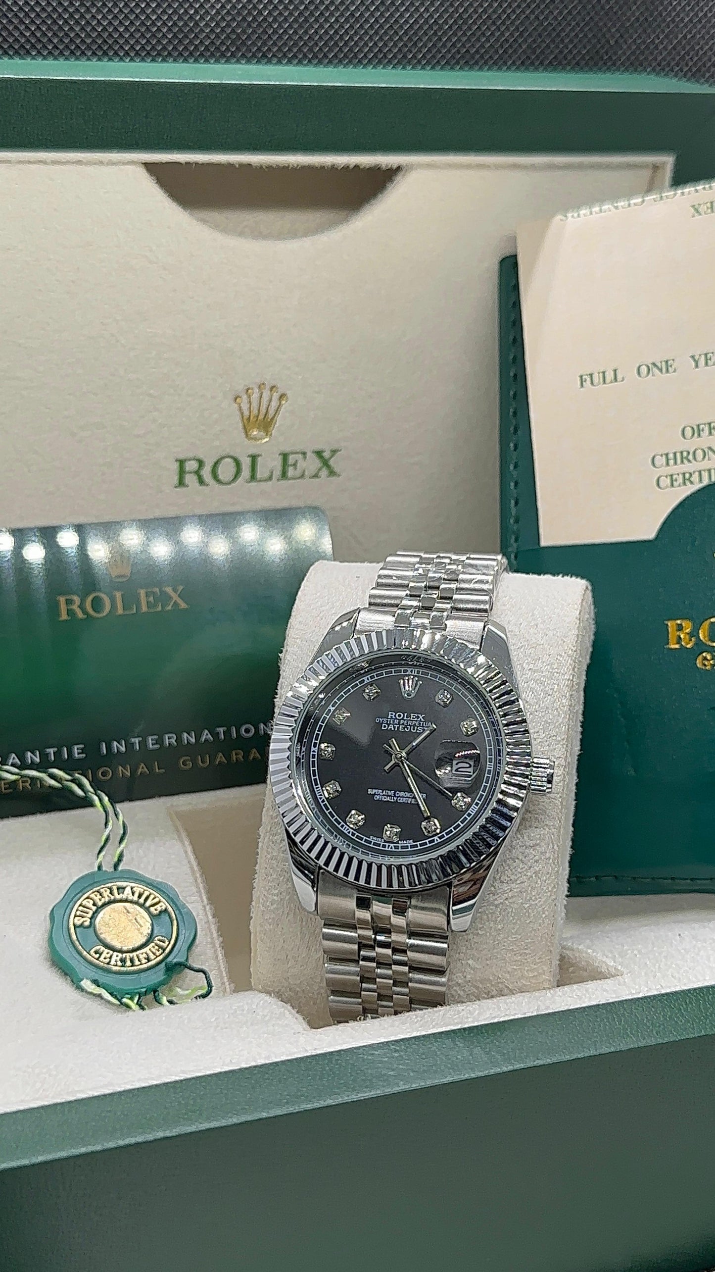 Rolex oyster perpetual | Master Quality | Date Working | Silver Black | Crown lock