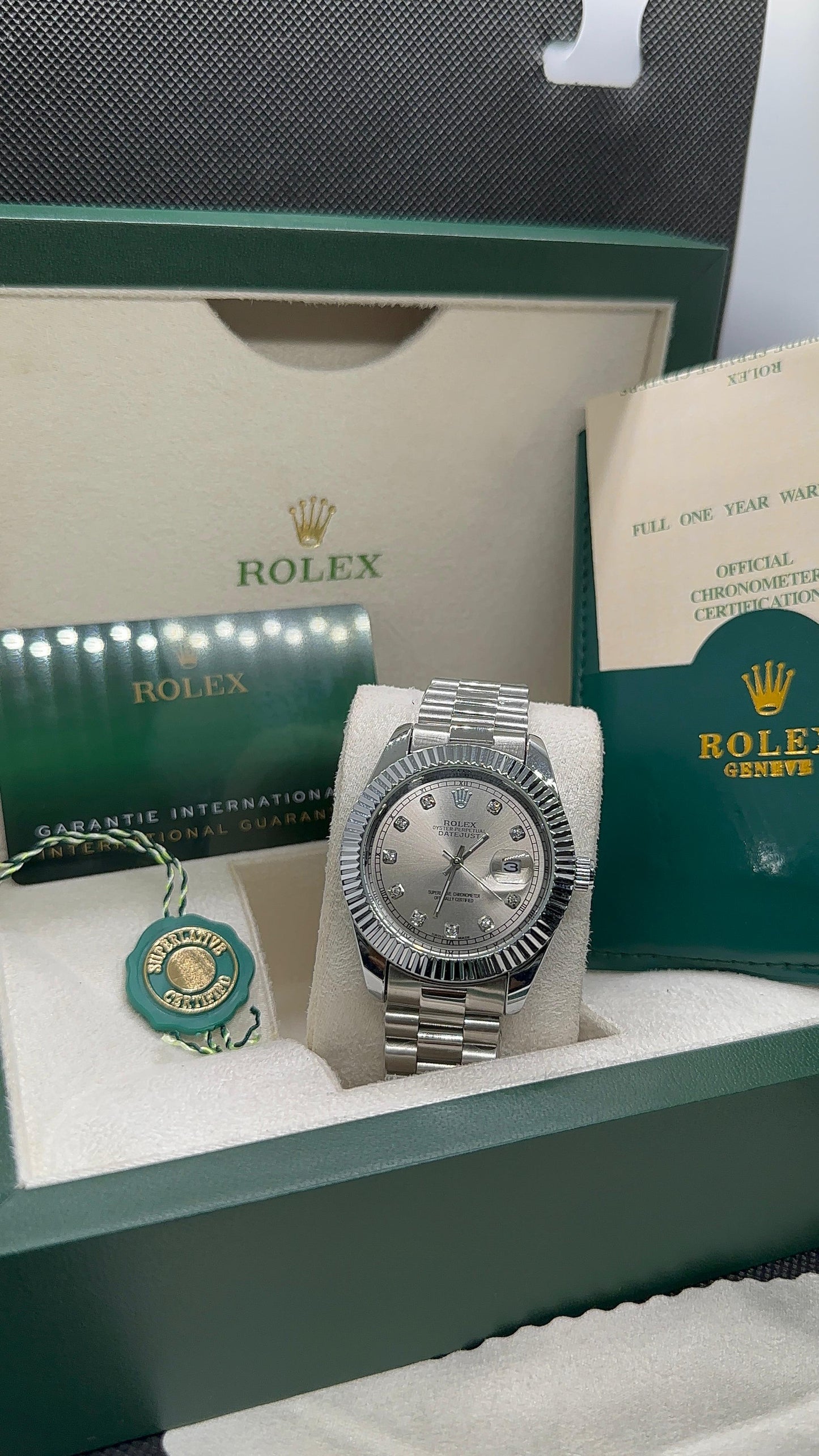 Rolex oyster perpetual | Master Quality | Date Working | Silver Grey | Crown lock