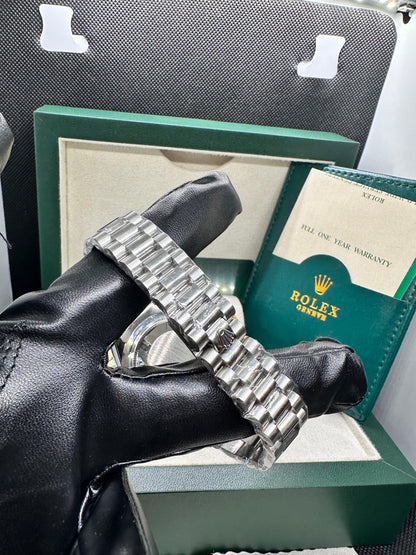 Rolex oyster perpetual | Master Quality | Date Working | Silver Blue | Crown lock