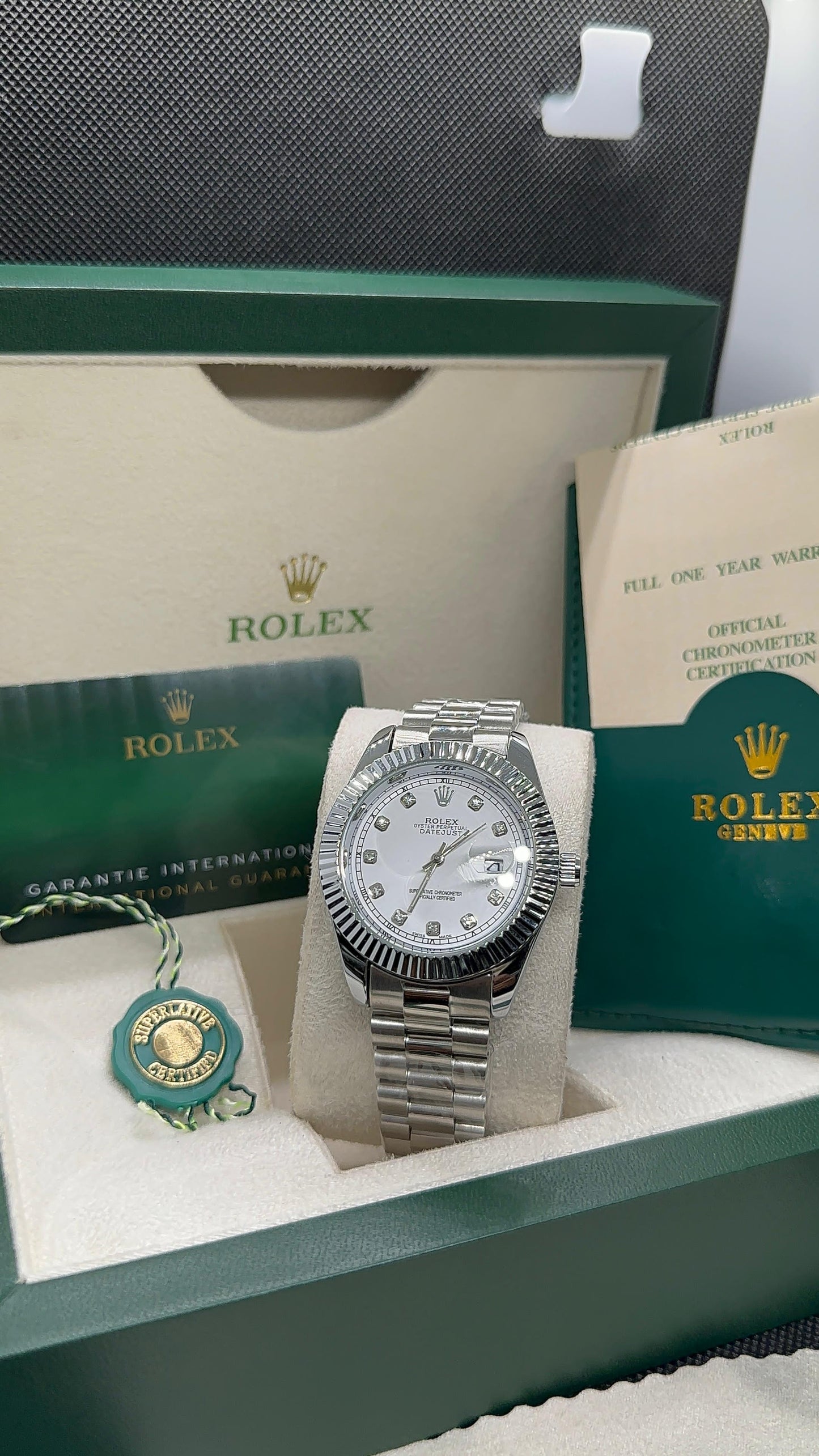 Rolex oyster perpetual | Master Quality | Date Working | Silver White | Crown lock