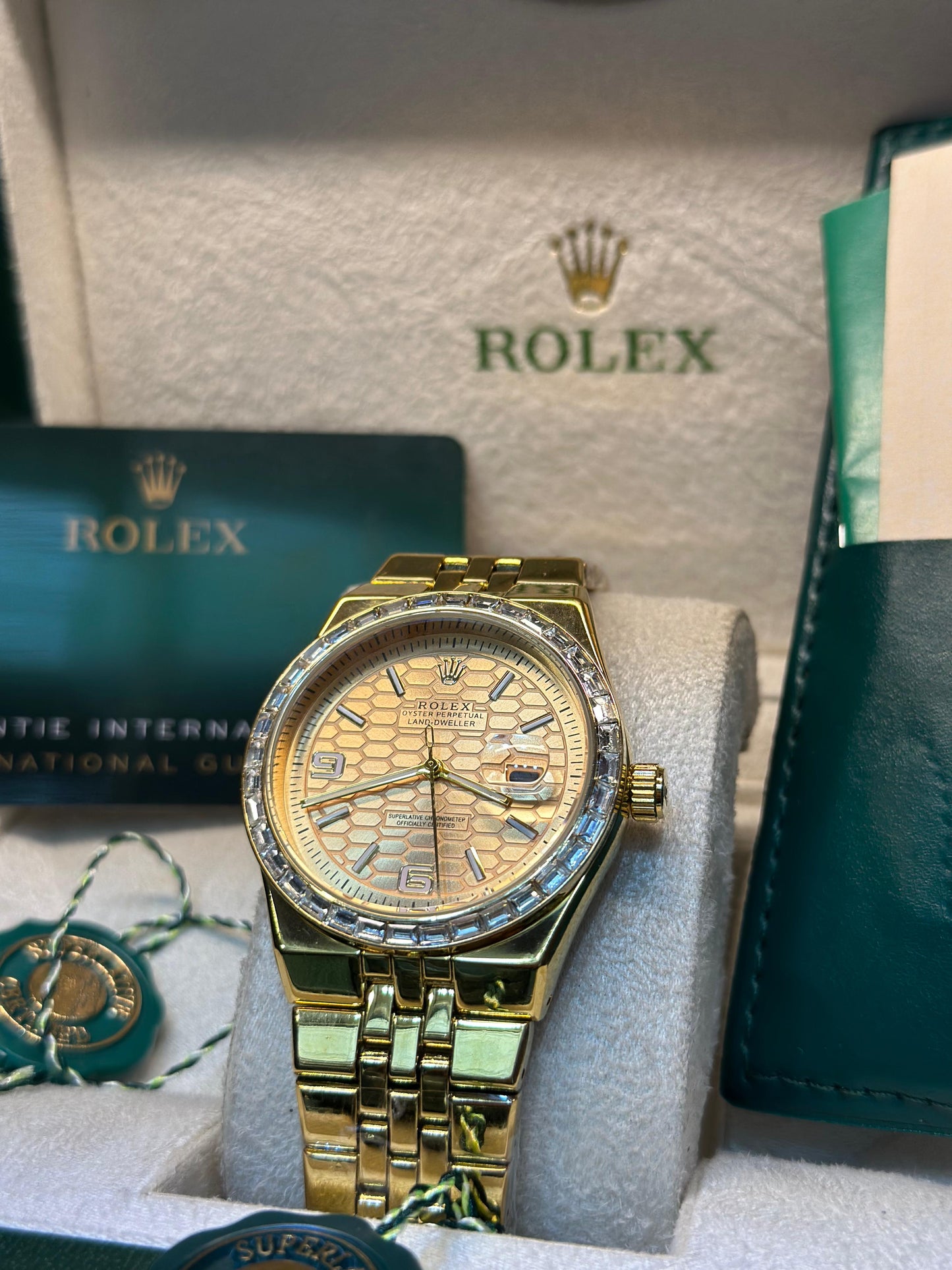 Rolex oyster perpetual - Land Dweller | Master Quality | Date Working | Full Gold | Butterfly lock