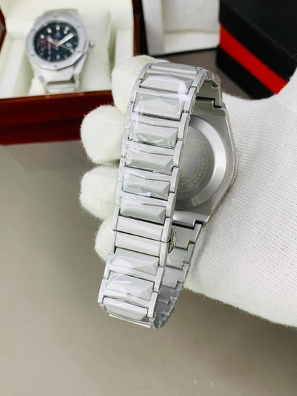 Hublot Big Bang | Diamond cut | Silver White | Date Working  | Heavy weight