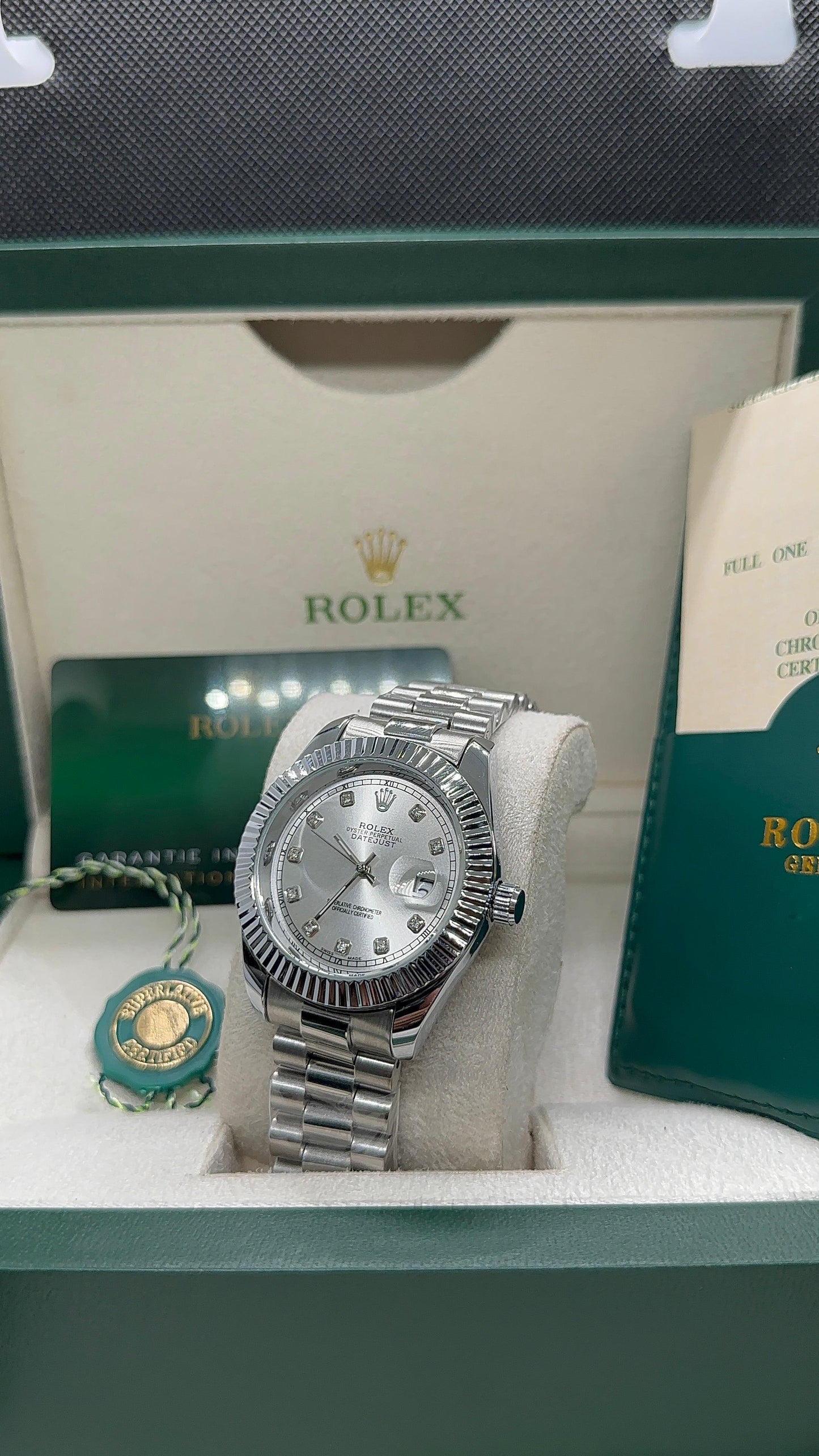Rolex oyster perpetual | Master Quality | Date Working | Silver Grey | Crown lock