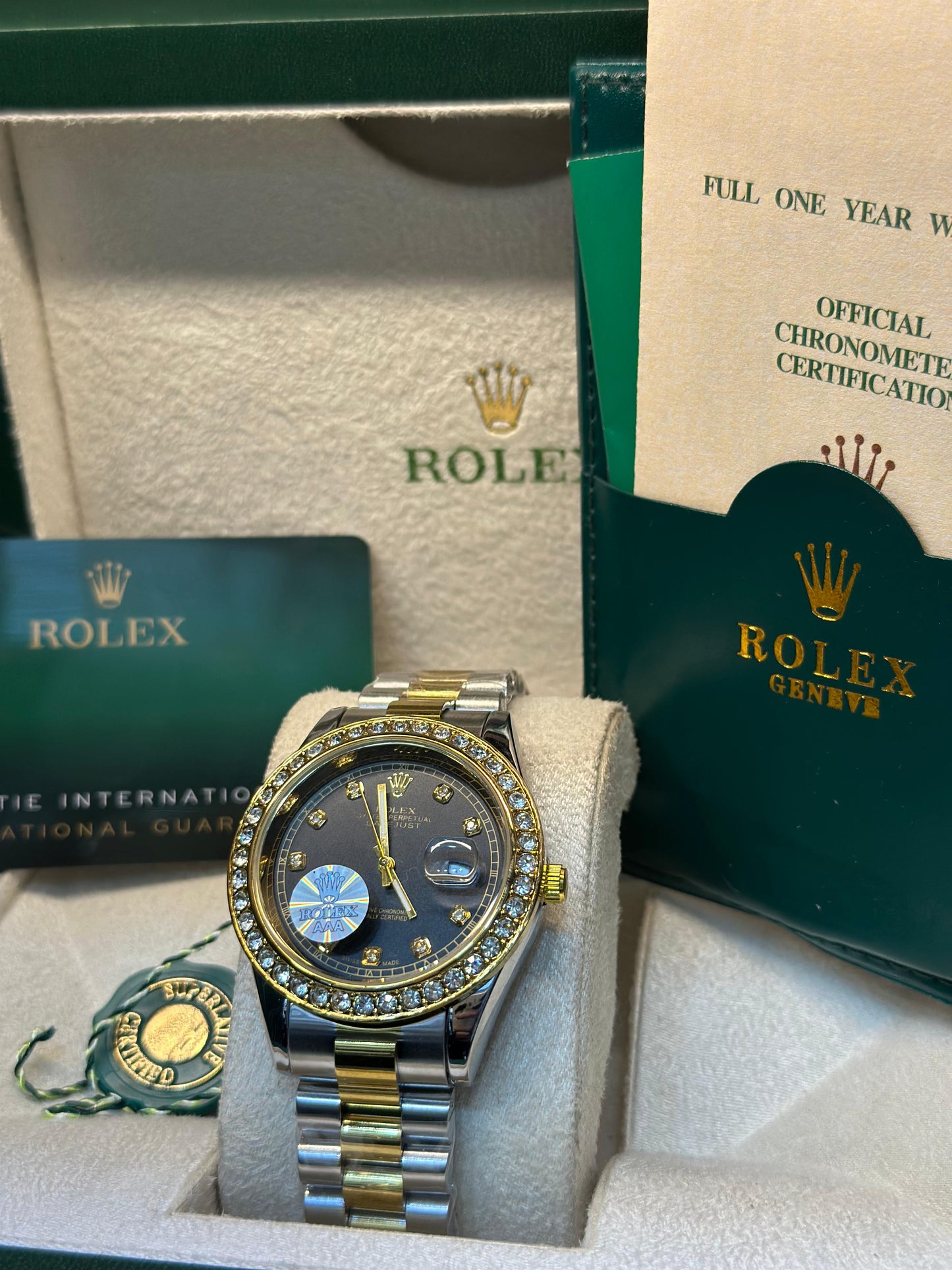 Rolex oyster perpetual | Master Quality | Date Working | Two Tone  Black | Iced Stone |semi auto | Crown lock